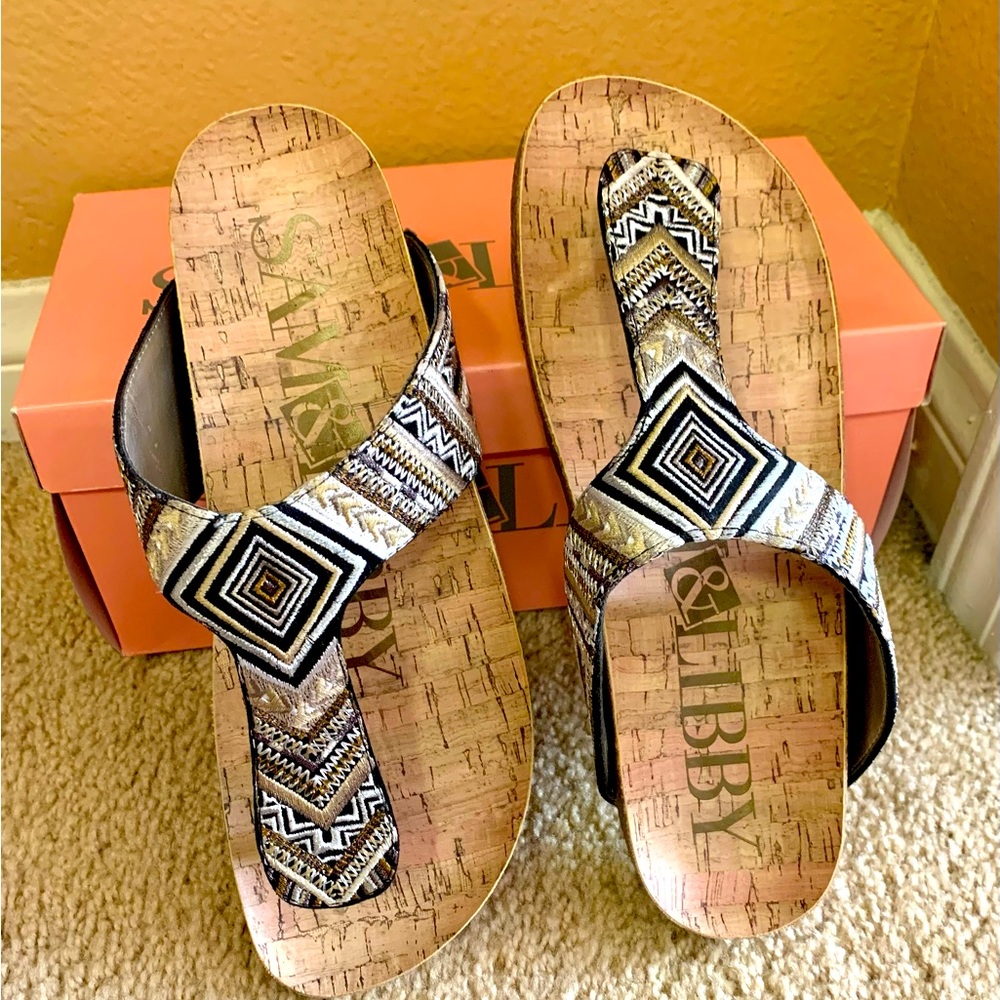 SAM AND LIBBY CORK THONG SANDALS!!